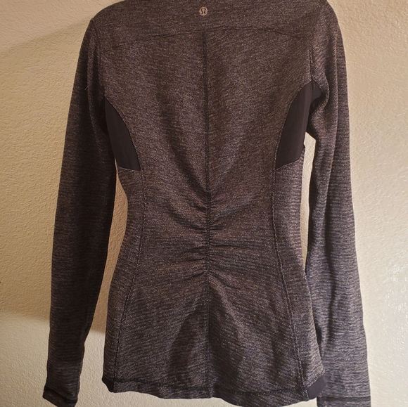 lululemon athletica Tops - 🍋Lululemon Athletica long sleeve shirt